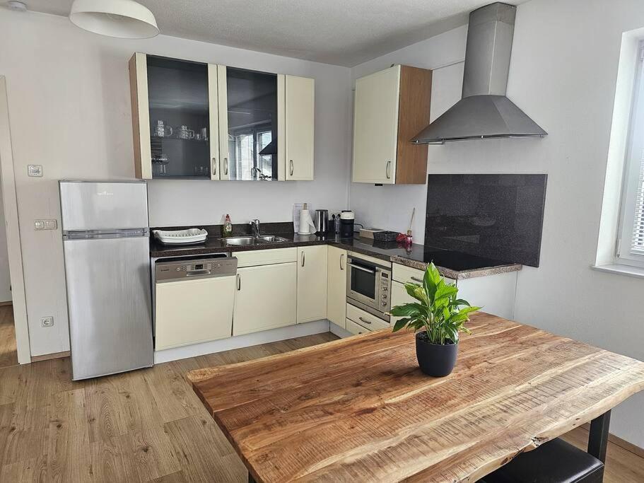 Gunskirchen - Wels Wohnung Esterno foto