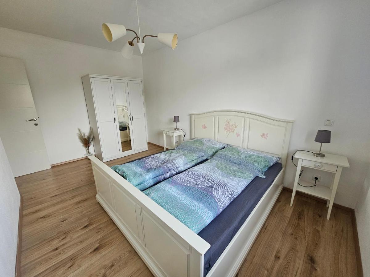 Gunskirchen - Wels Wohnung Esterno foto